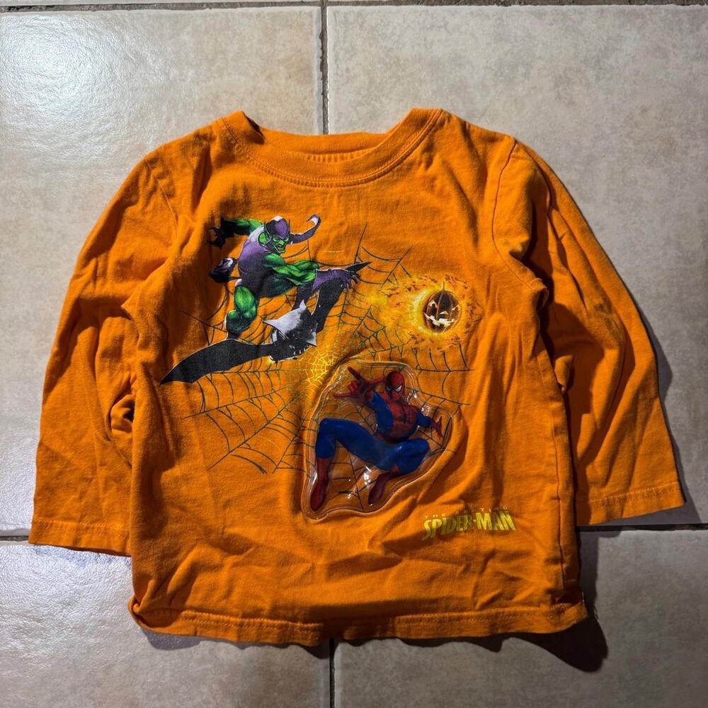 Vintage y2k marvel spider man tee Size 4T in Babies